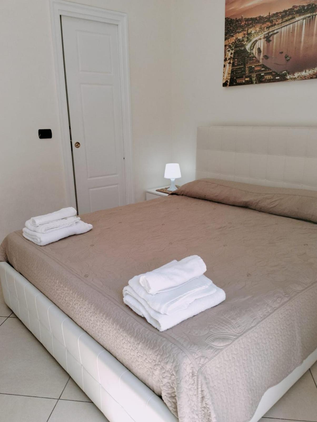 La Dolce Dimora Bed & Breakfast Naples Room photo